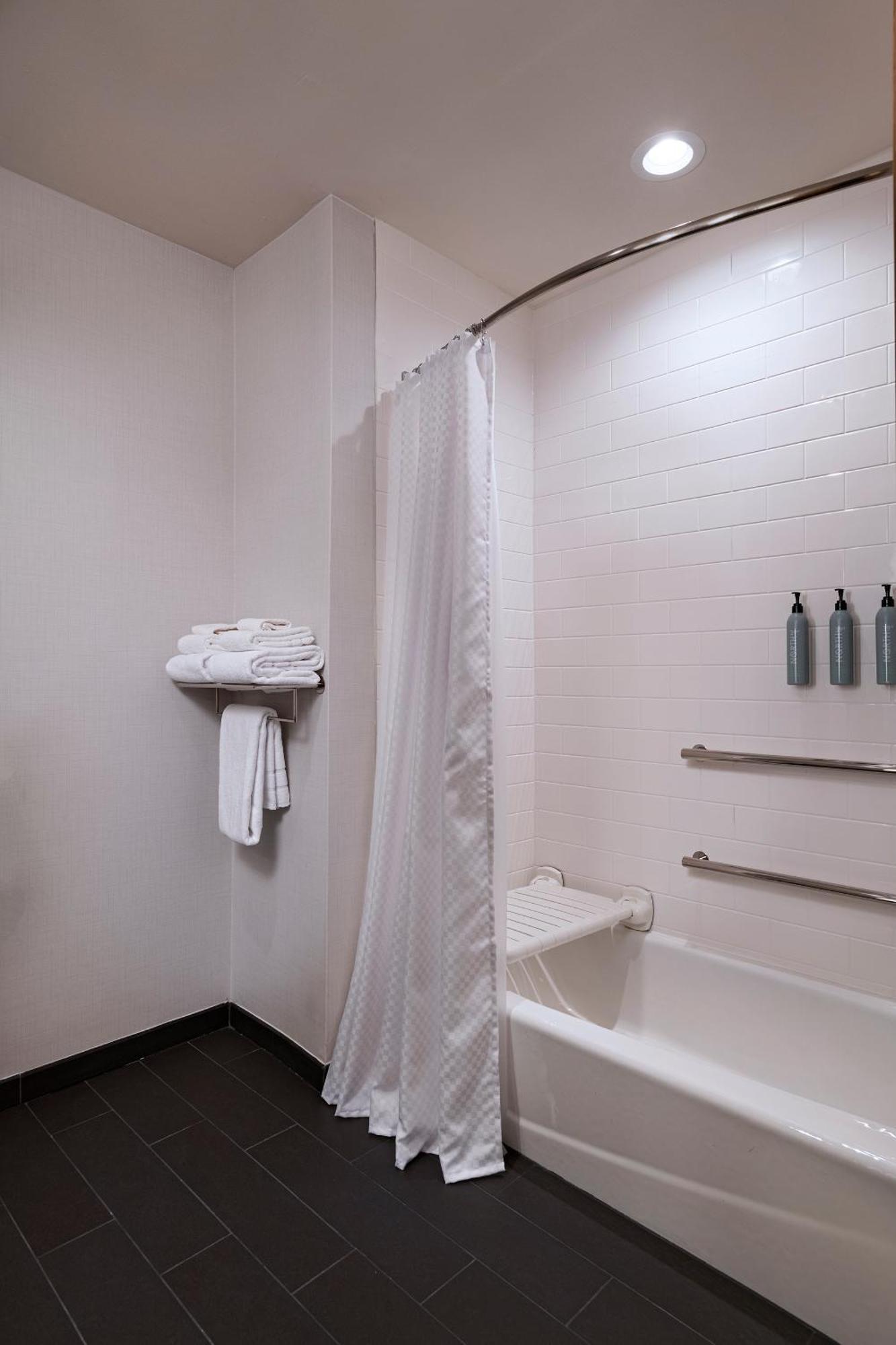 Four Points By Sheraton Fort Worth North 외부 사진